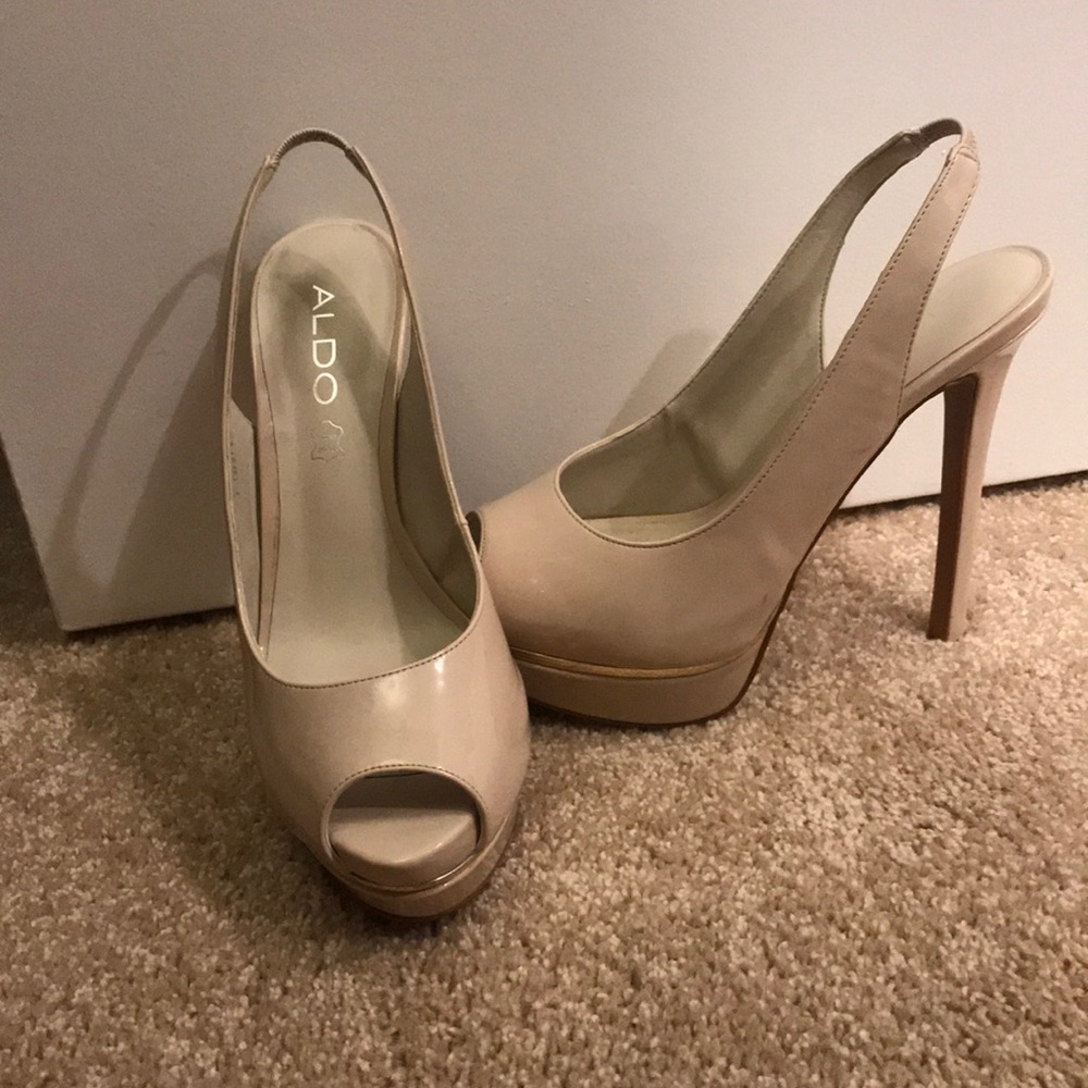 Aldo peep toe heels
